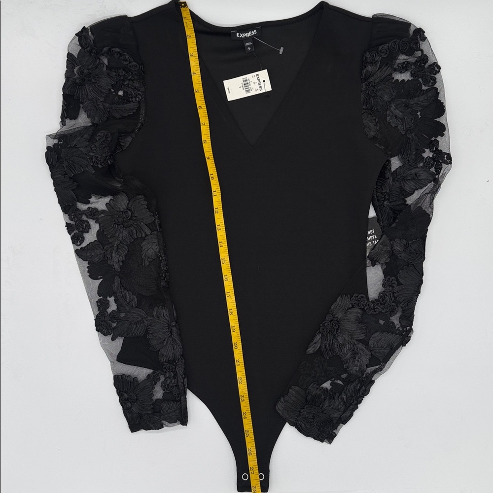 EXPRESS Floral Lace Puff Long Sleeve Thong Bodysuit Blouse Black V Neck - Picture 7 of 8